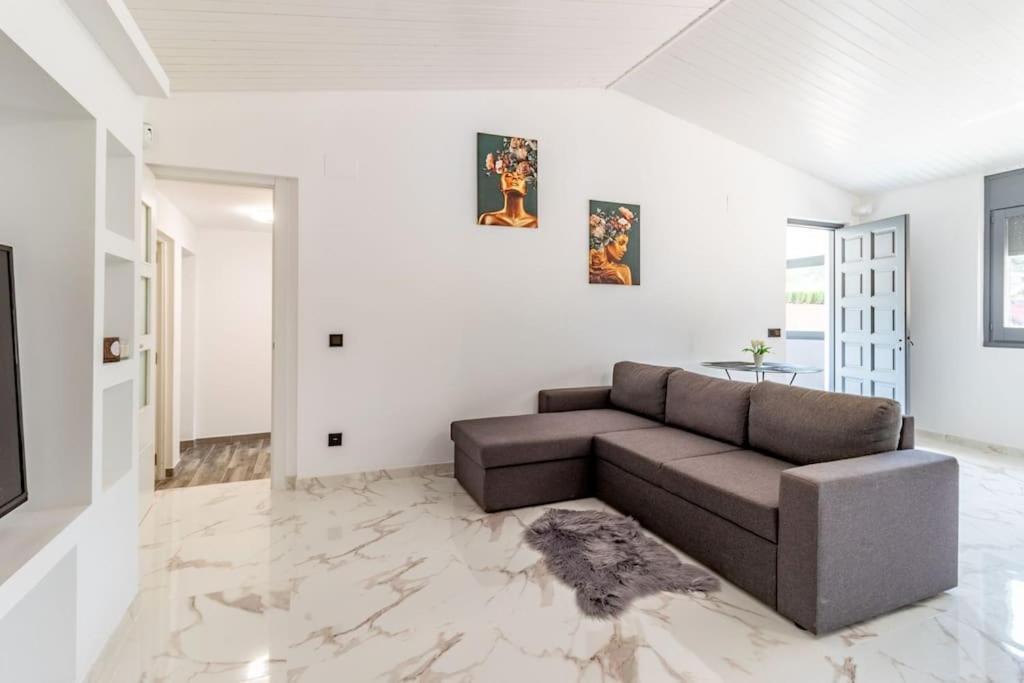 Con Piscina Privada, Barbacoa, Wifi Y Parking Incluido Viloví de Oñar