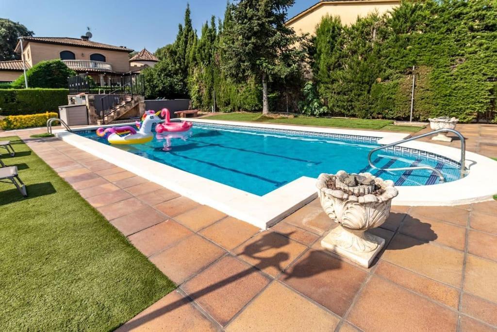 Con Piscina Privada, Barbacoa, Wifi Y Parking Incluido Villa