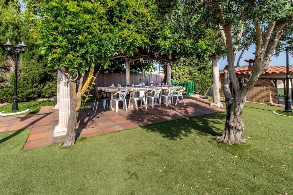 Villa Con Piscina Privada, Barbacoa, Wifi Y Parking Incluido *